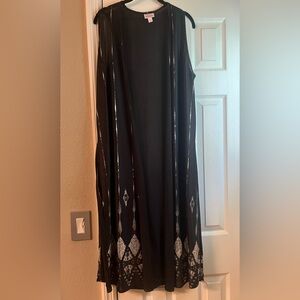 LuLaRoe joy, black with silver design, small